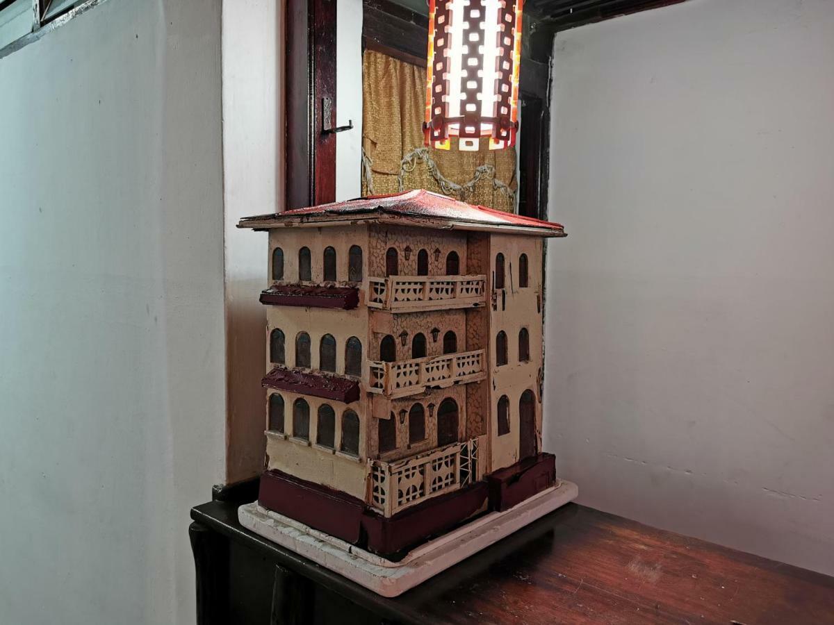 Crown Hotel Zanzibar ภายนอก รูปภาพ