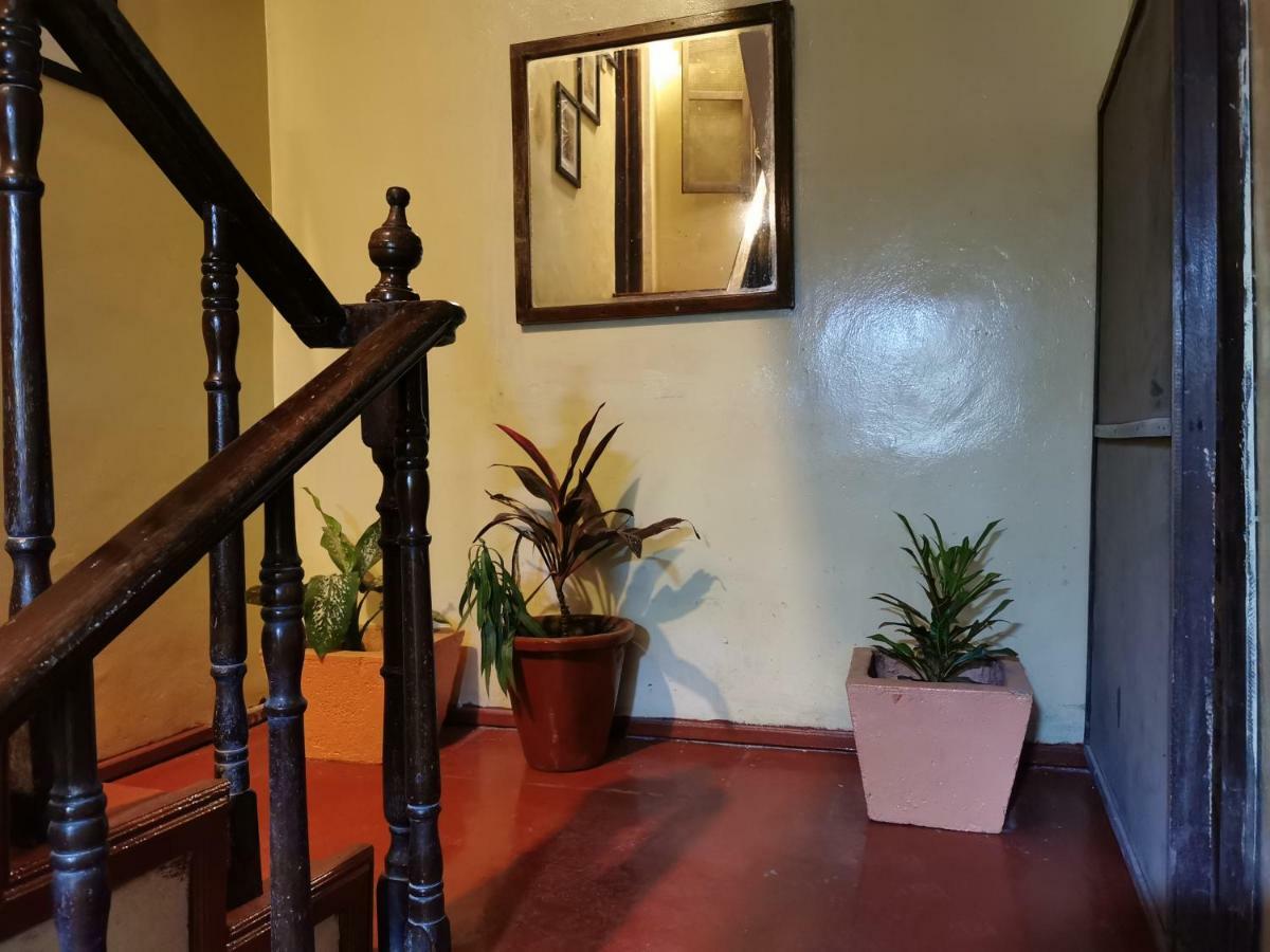 Crown Hotel Zanzibar ภายนอก รูปภาพ
